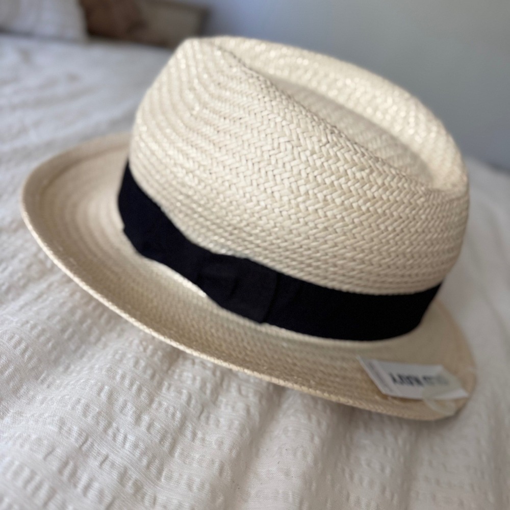 Old Navy Fedora Hat Beige Straw Black Ribbon Women One Size NWT